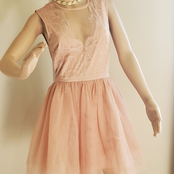 Gorgeous Ballet Pink Mini Dress by bebe 😍 perfect for Prom Wedding Garden Party - Picture 1 of 13